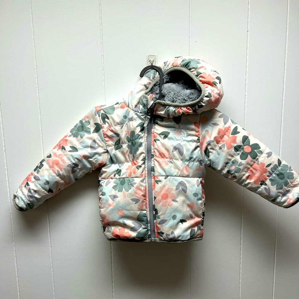 North Face Toddler Girls Reversable Gardenia White Polka Dot Floral Print Jacket